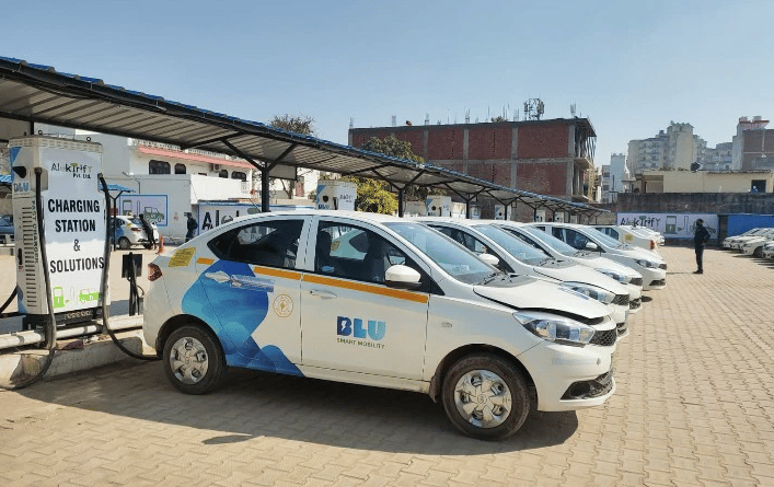 India’s largest electric vehicle(EV) charging station has been set up in Gurgaon at Delhi-Jaipur National Highway. This EV charging station can charge 100 electric cars at once. In 100 points 72 points are AC slow chargers while 24 are DC fast chargers.